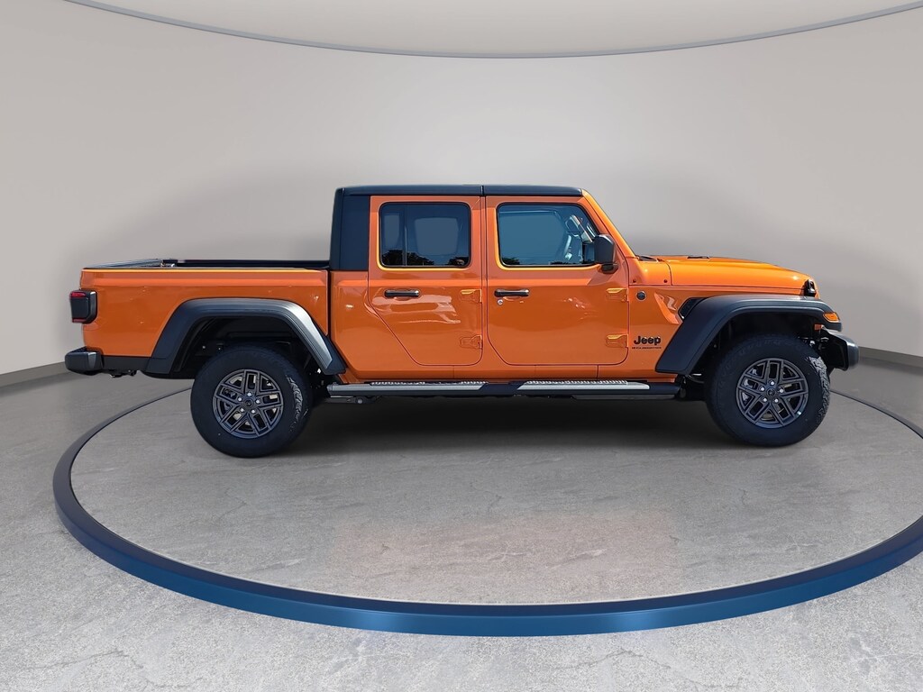 New 2026 Jeep Gladiator SPORT S 4X4 Pickup