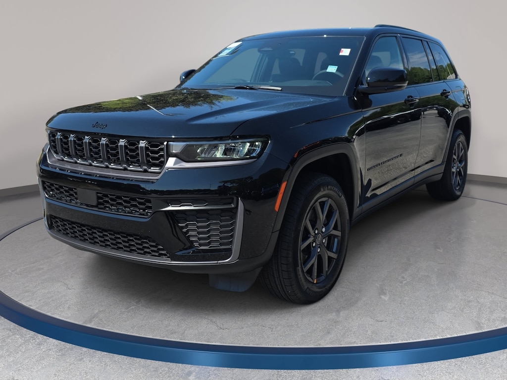 New 2027 Jeep Grand Cherokee Laredo Altitude Sport Utility