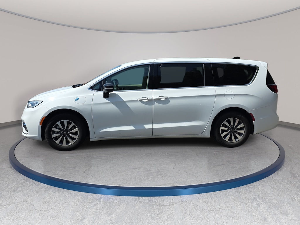 Used 2024 Chrysler Pacifica Hybrid Select Hybrid Select FWD