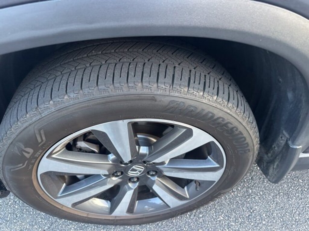 Used 2024 Honda Pilot Elite SUV