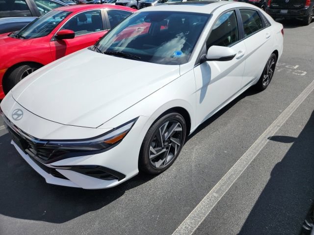 2025 Hyundai Elantra Limited