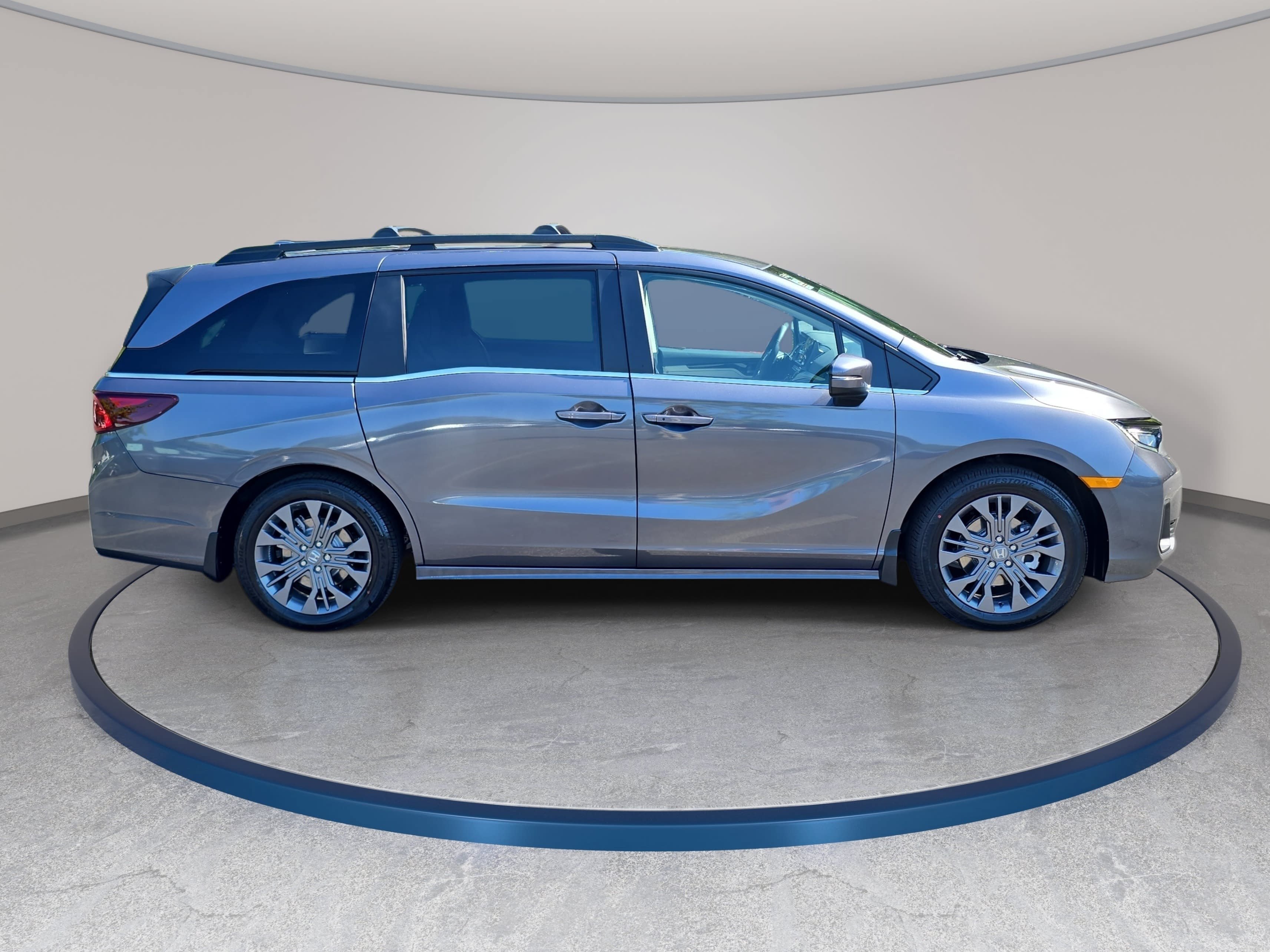 New 2027 Honda Odyssey Touring Touring Auto