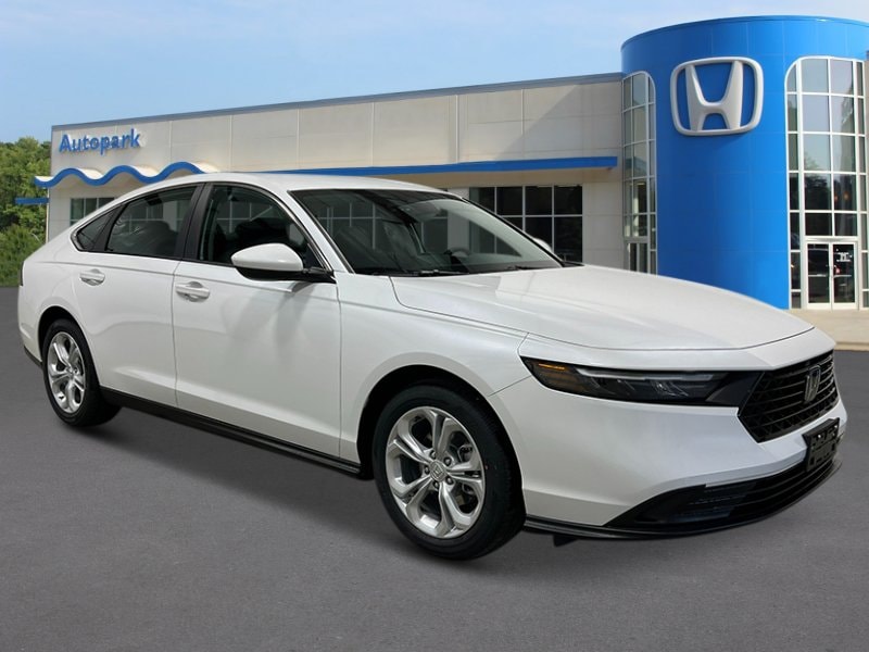 2025 Honda Accord LX - Photo 8