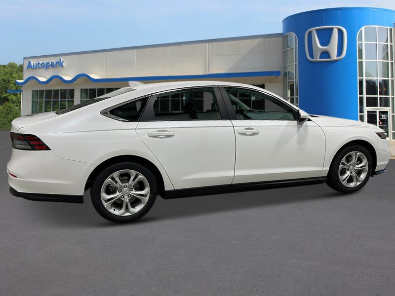 2025 Honda Accord LX - Photo 7