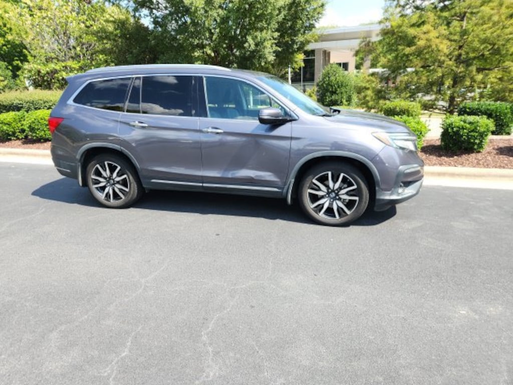 New 2020 Honda Pilot Touring 7 Passenger FWD SUV