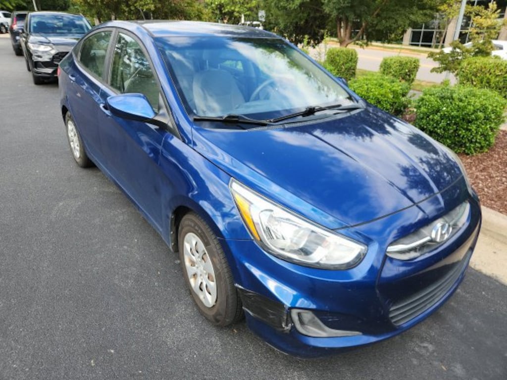 Used 2016 Hyundai Accent SE Sedan