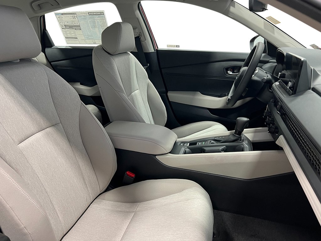 2025 Honda Accord LX - Photo 28