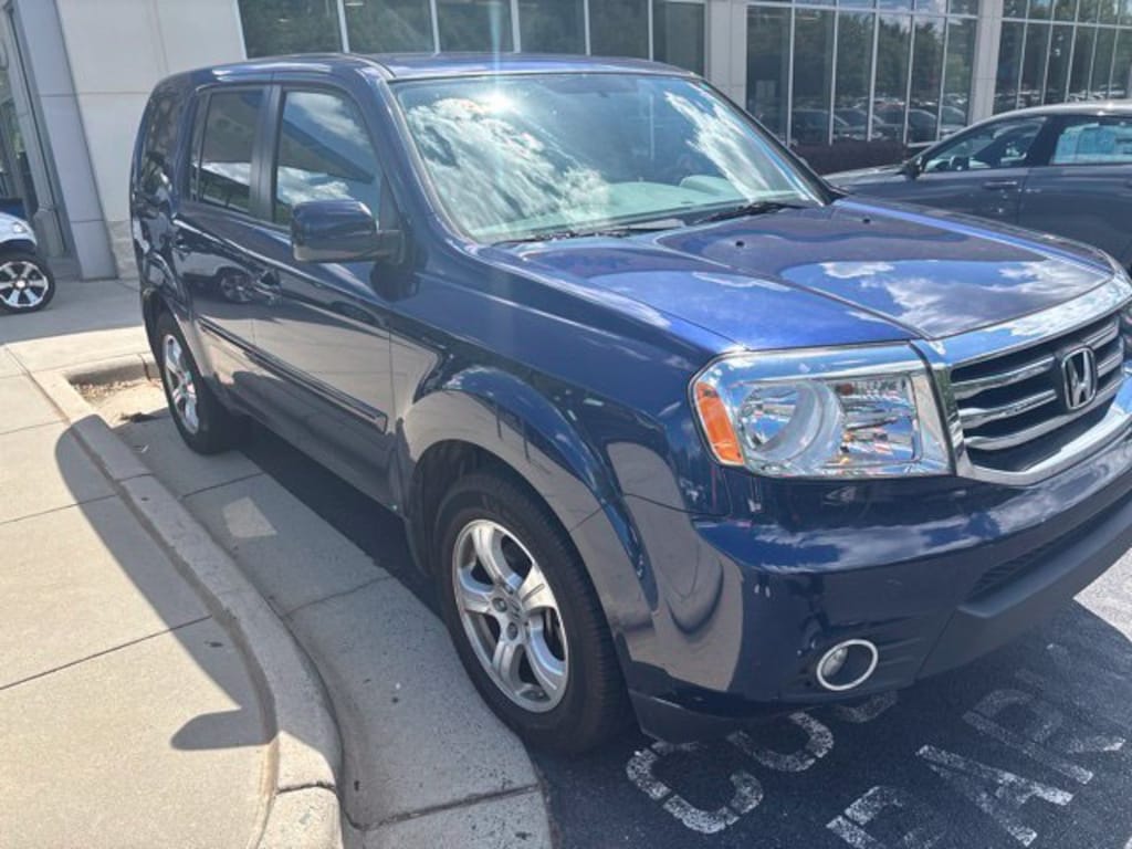 Used 2015 Honda Pilot EX SUV