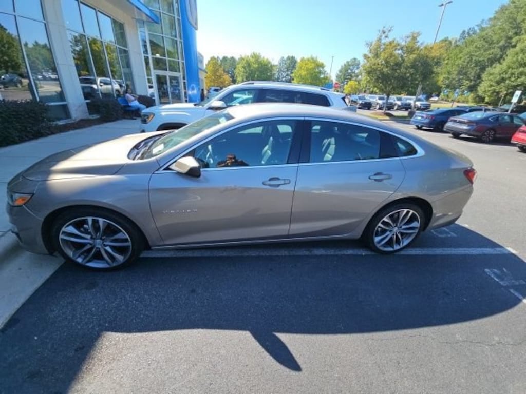 Used 2024 Chevrolet Malibu LT Sedan