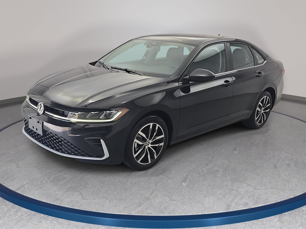 Used 2025 Volkswagen Jetta SE SE Auto