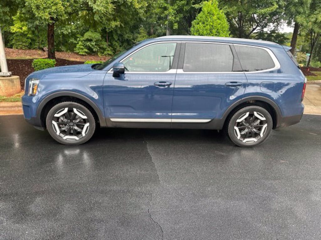 Used 2023 Kia Telluride EX SUV