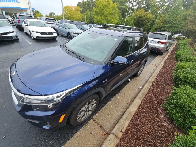Used 2021 Kia Seltos EX SUV