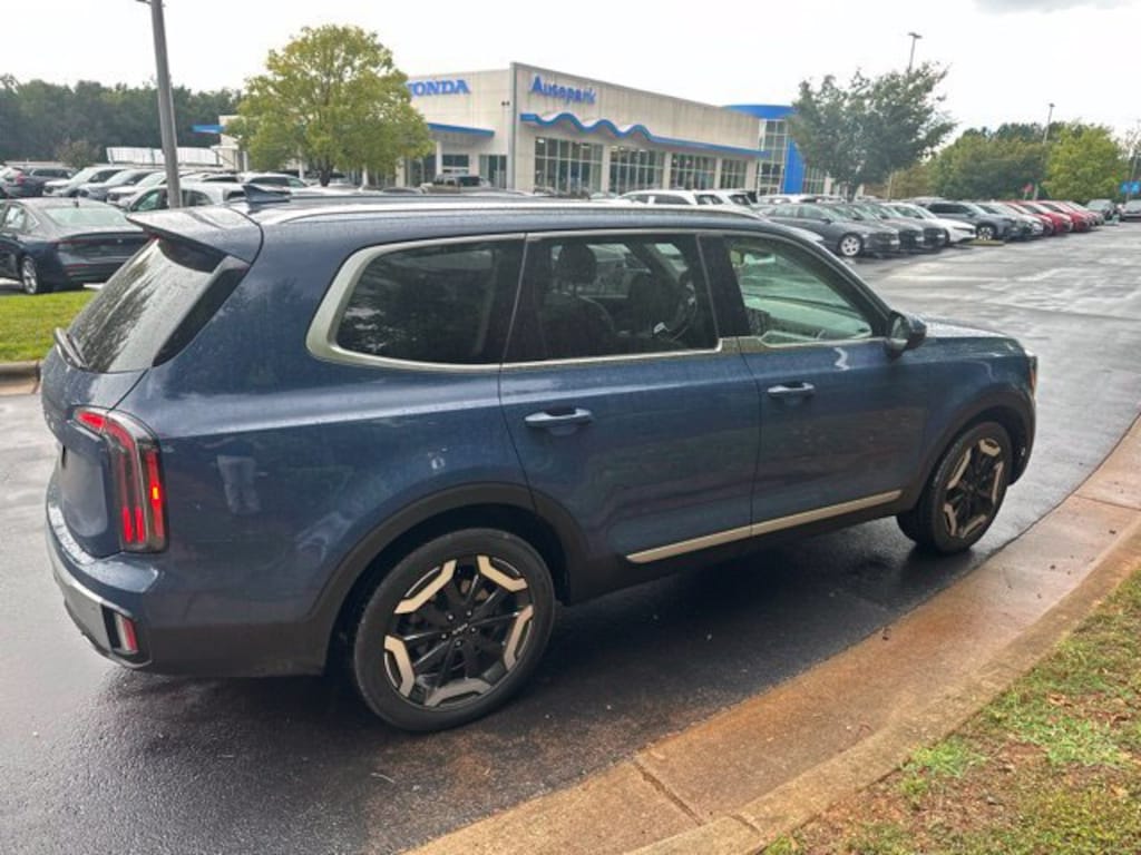Used 2023 Kia Telluride EX SUV