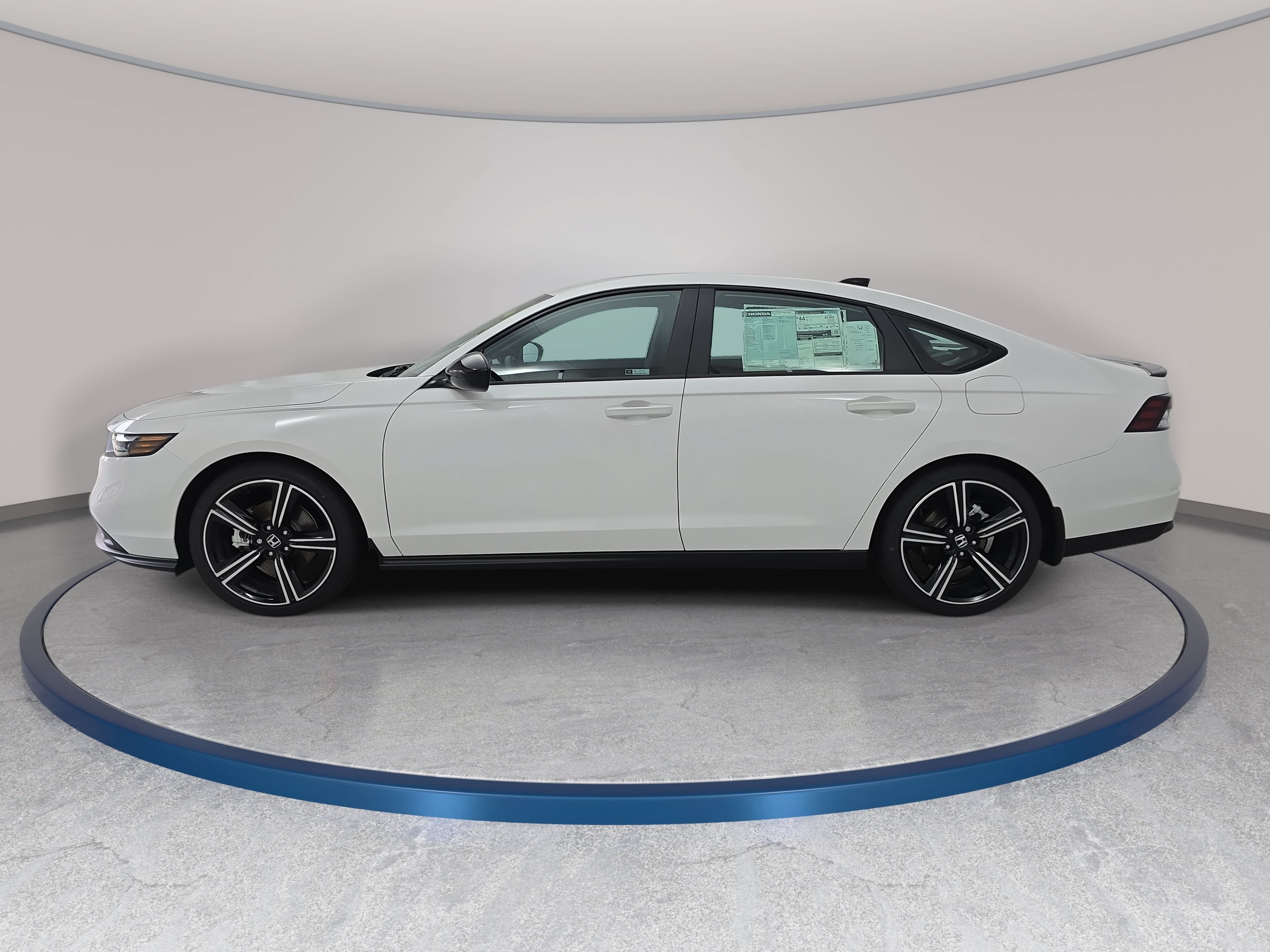 2026 Honda Accord Hybrid Sport - Photo 8