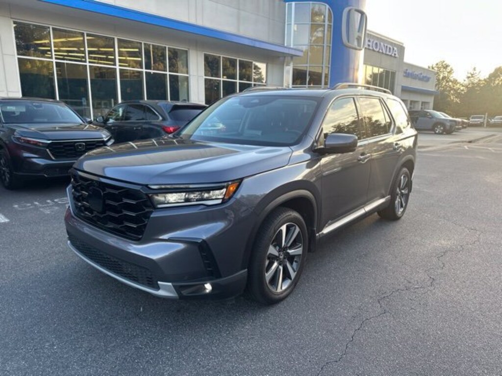 Used 2024 Honda Pilot Elite SUV