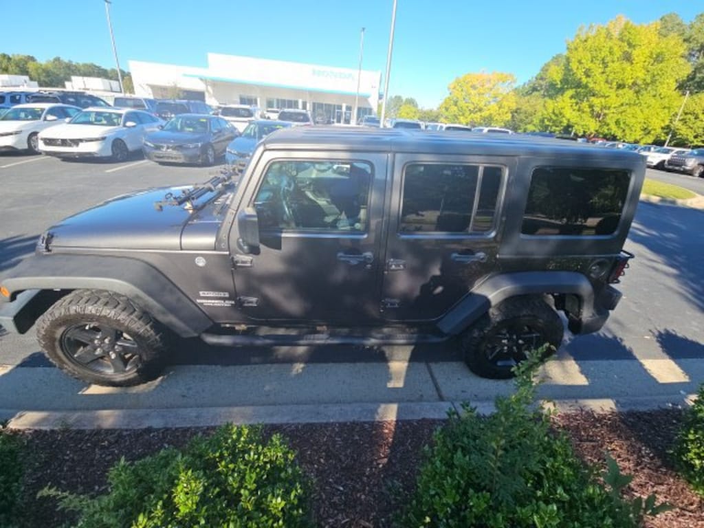 Used 2017 Jeep Wrangler JK Unlimited Sport SUV