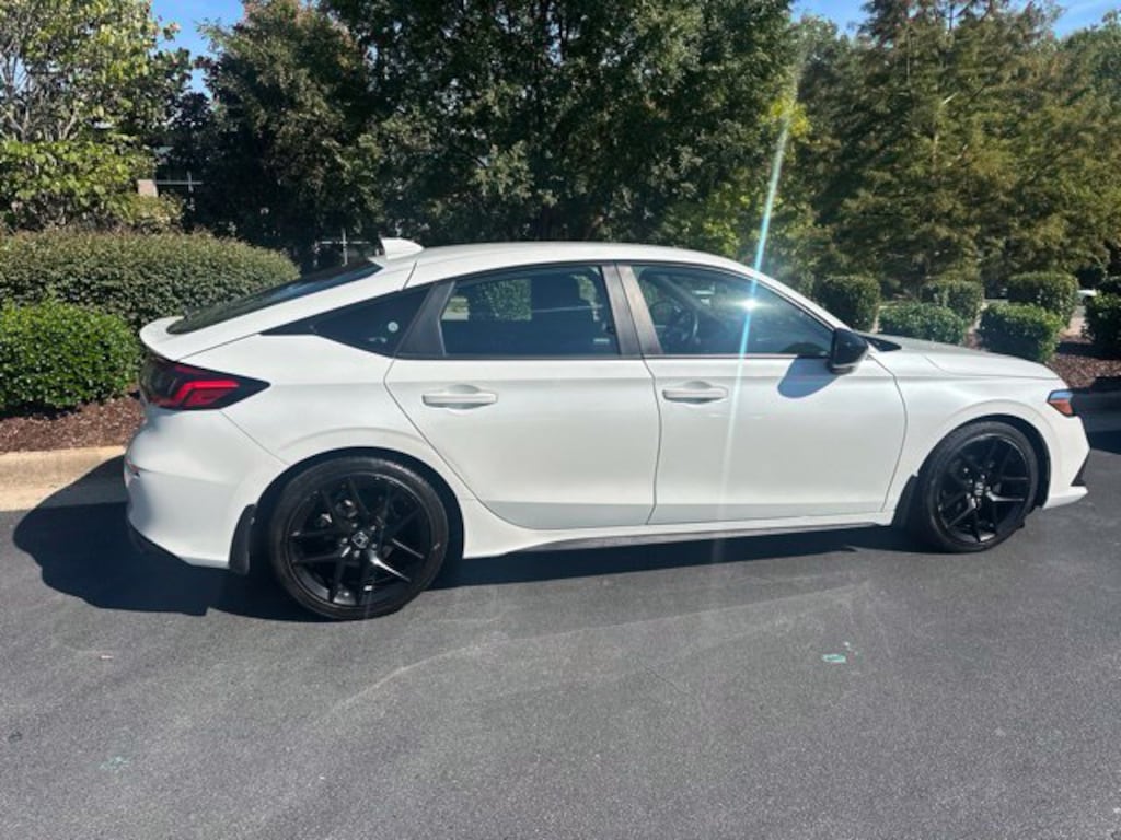 Used 2024 Honda Civic Sport Hatchback