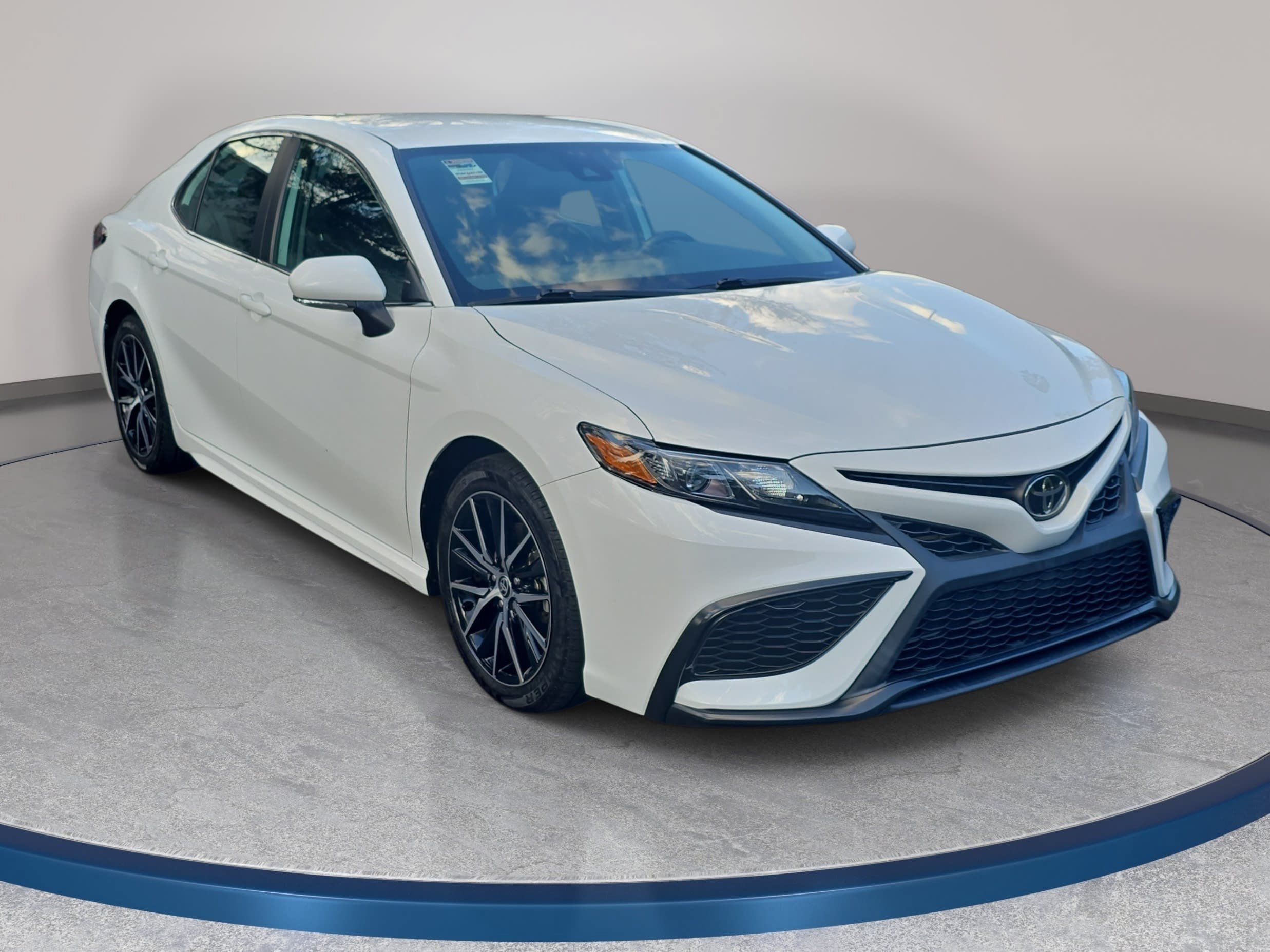 Used 2024 Toyota Camry SE Sedan