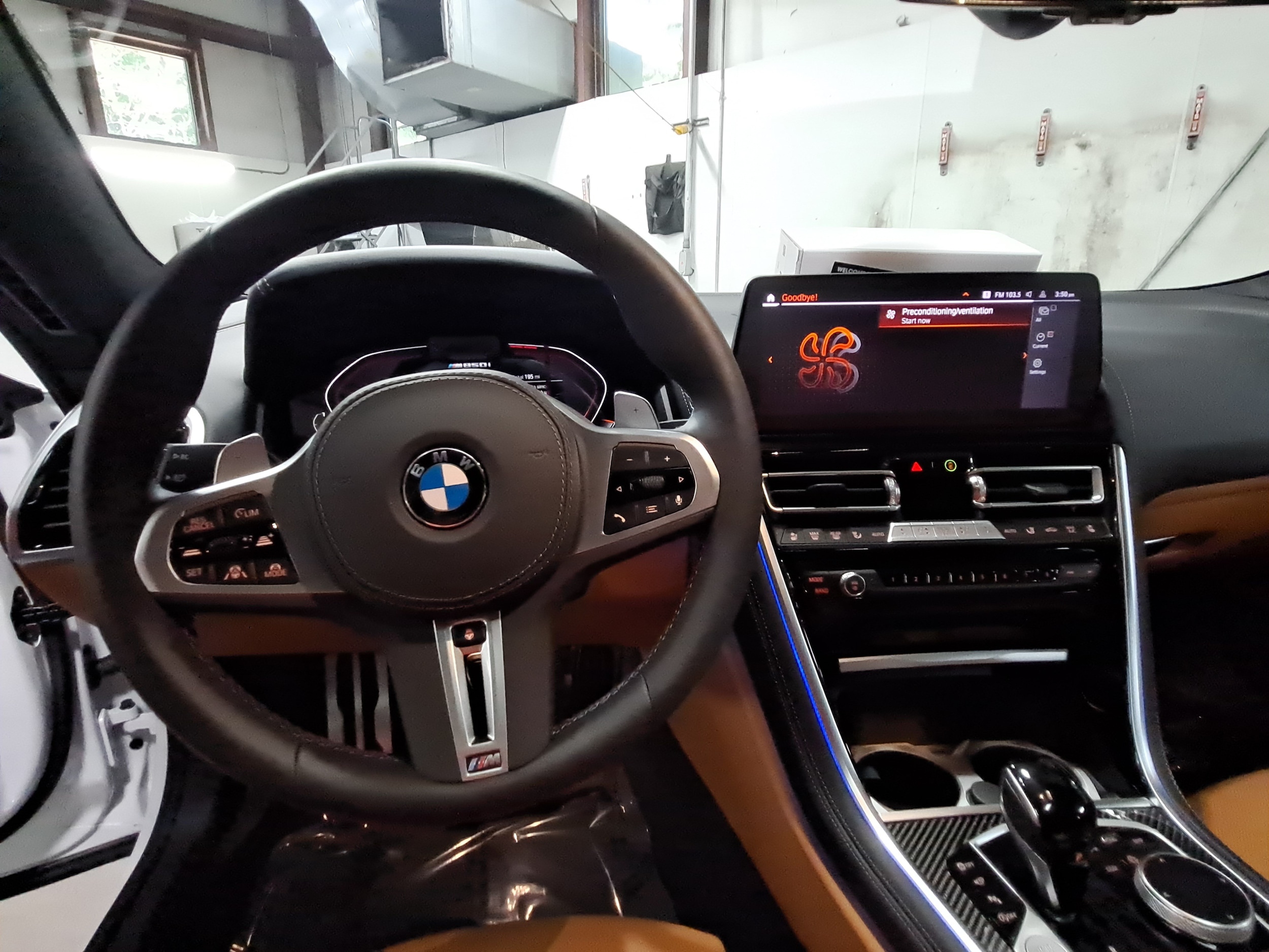 2026 BMW 8 Series M850i - Photo 15