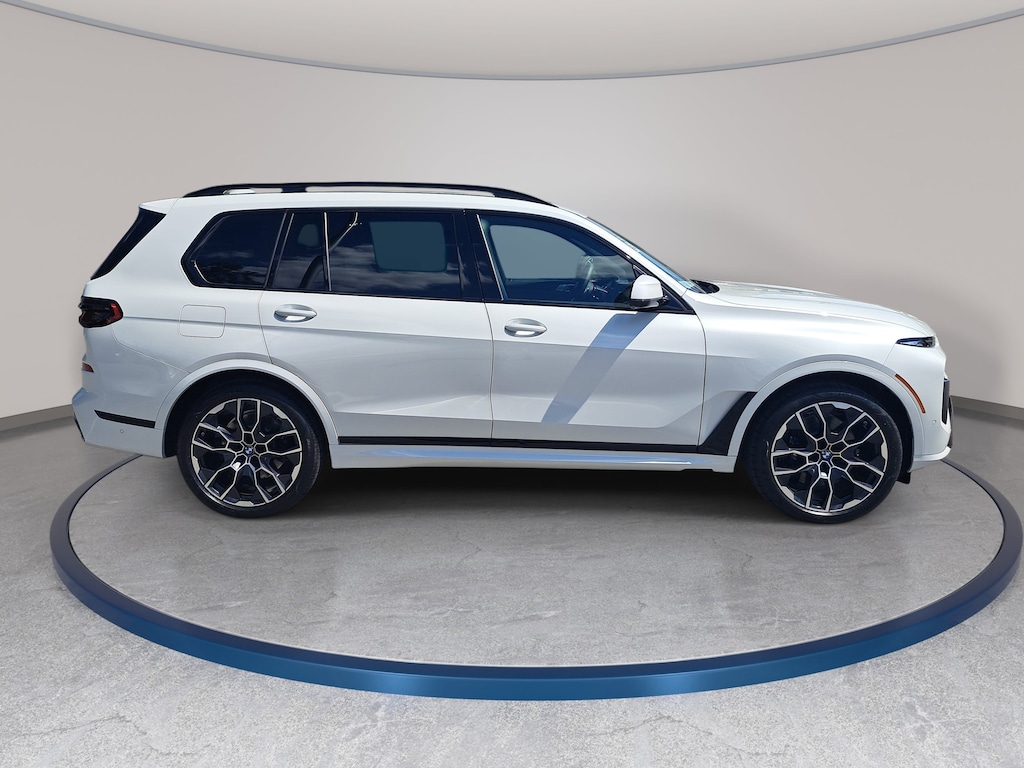 New 2027 BMW X7 xDrive40i SUV