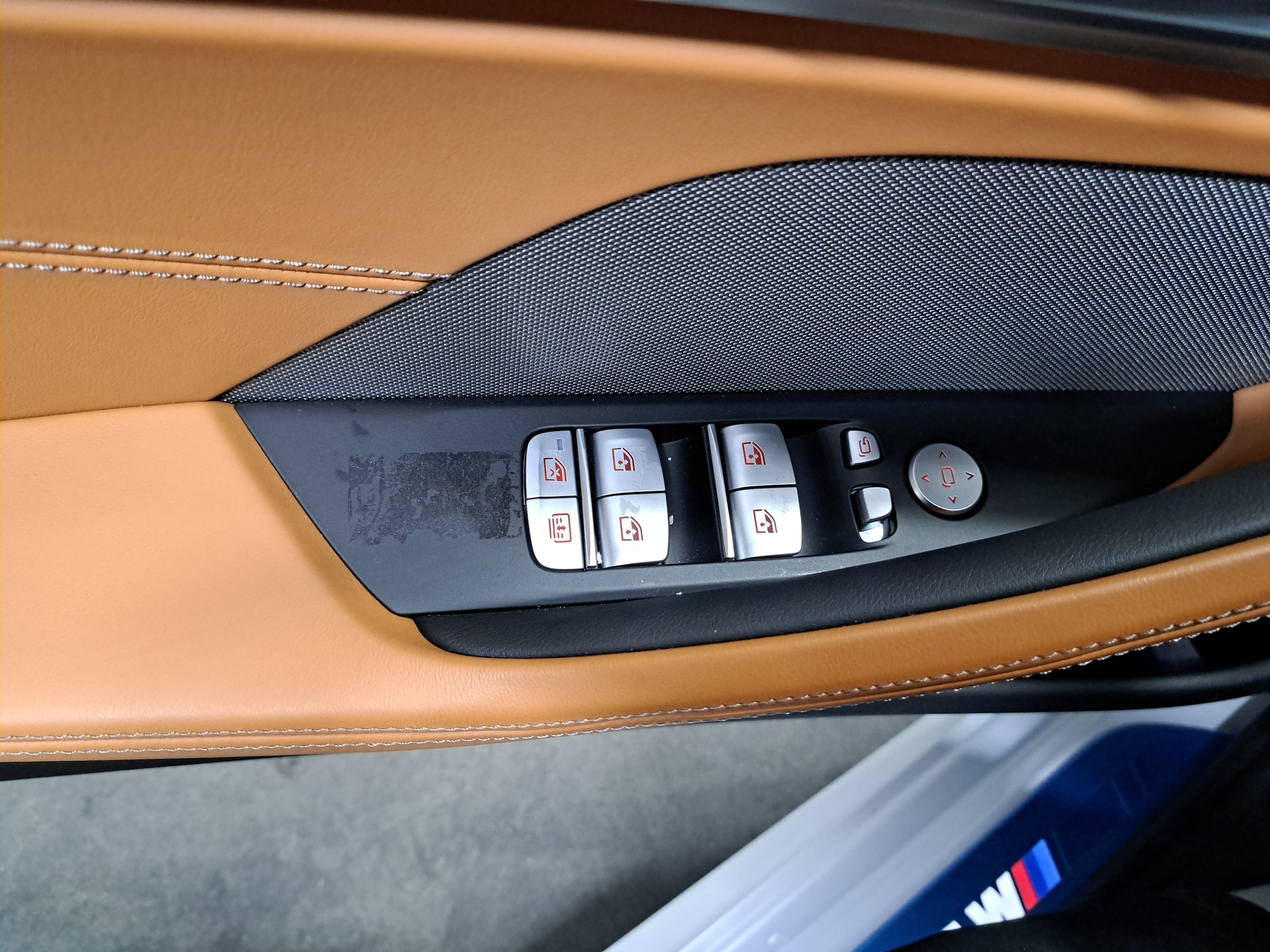 2026 BMW 8 Series M850i - Photo 27