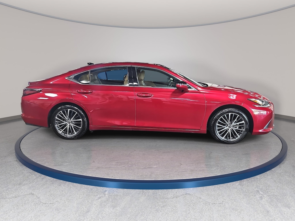 Used 2024 Lexus ES 350 Sedan