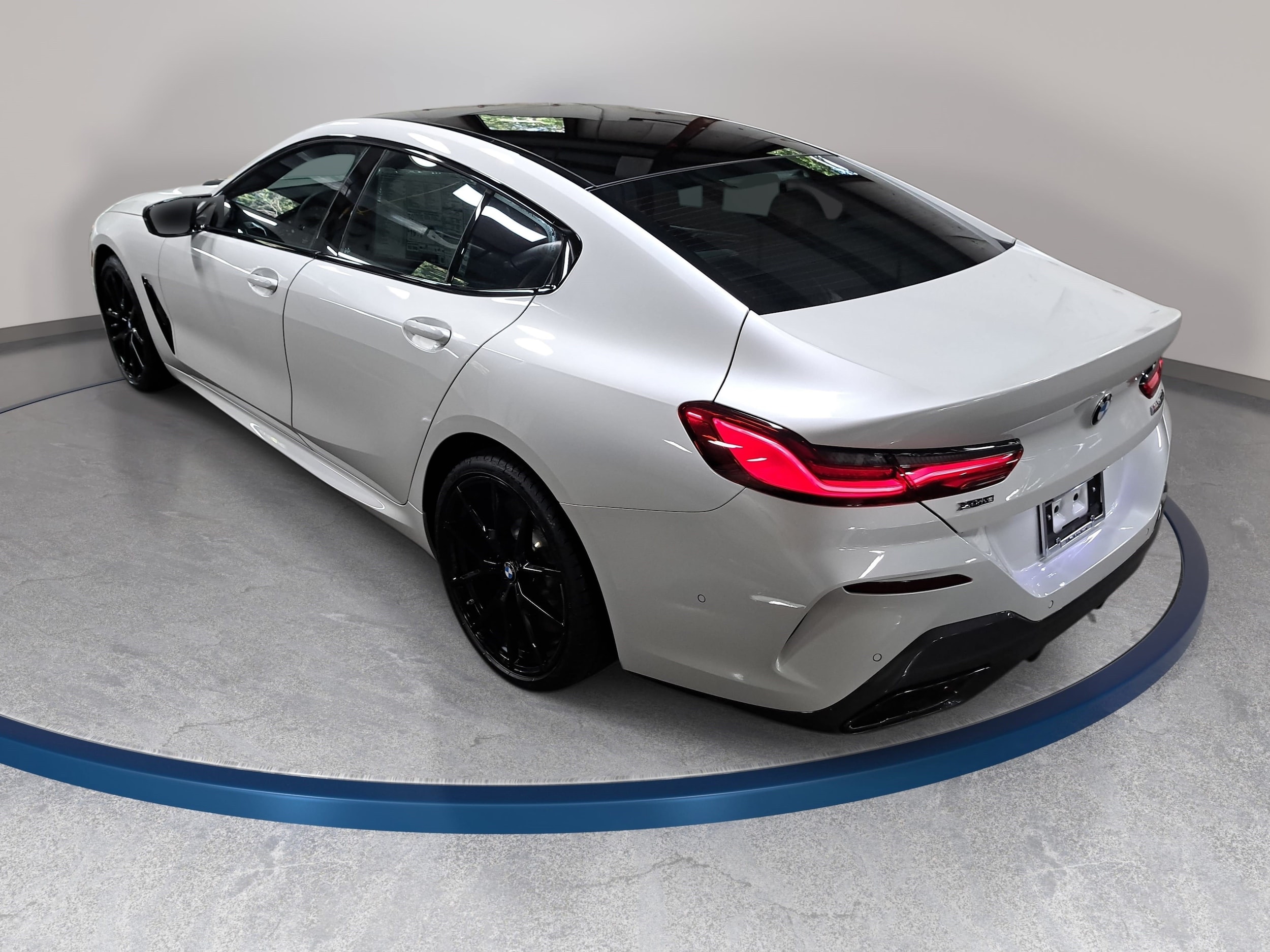 2026 BMW 8 Series M850i - Photo 7