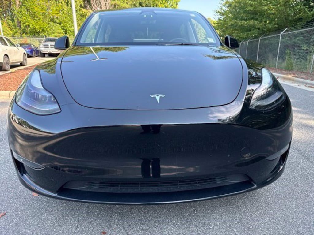 Used 2024 Tesla Model Y Long Range SUV