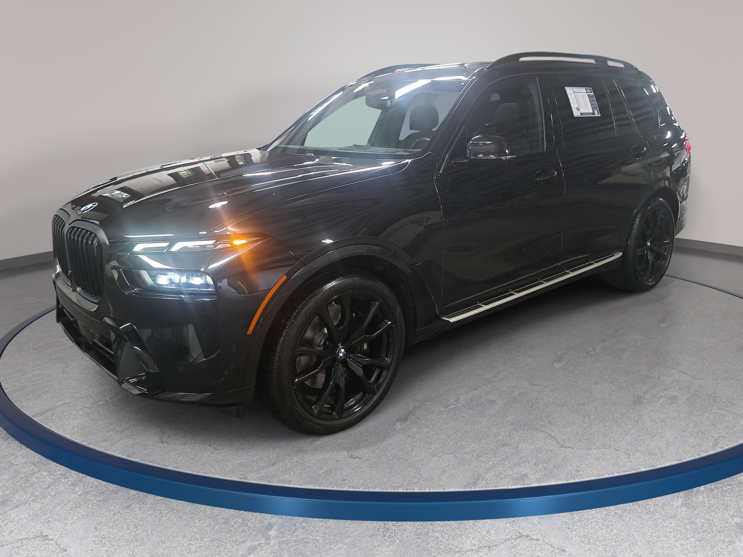 2023 BMW X7