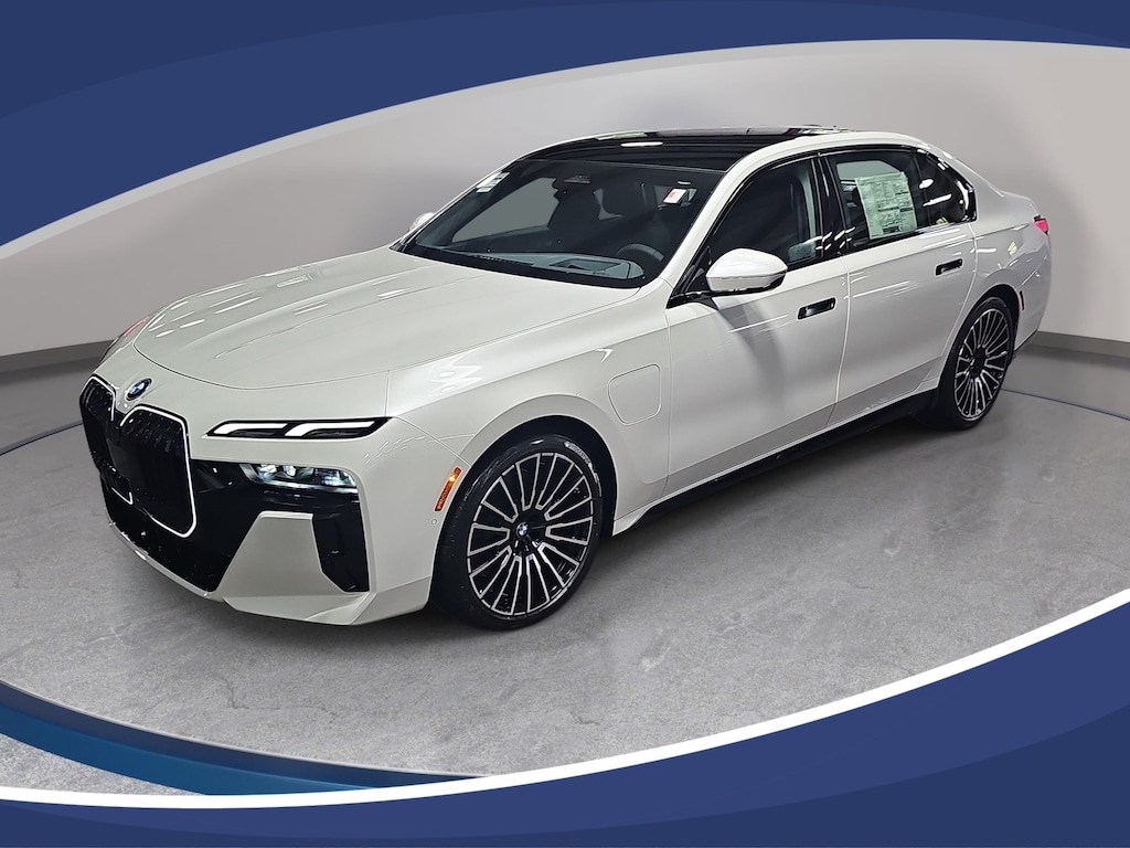 New 2026 BMW 750e xDrive Sedan