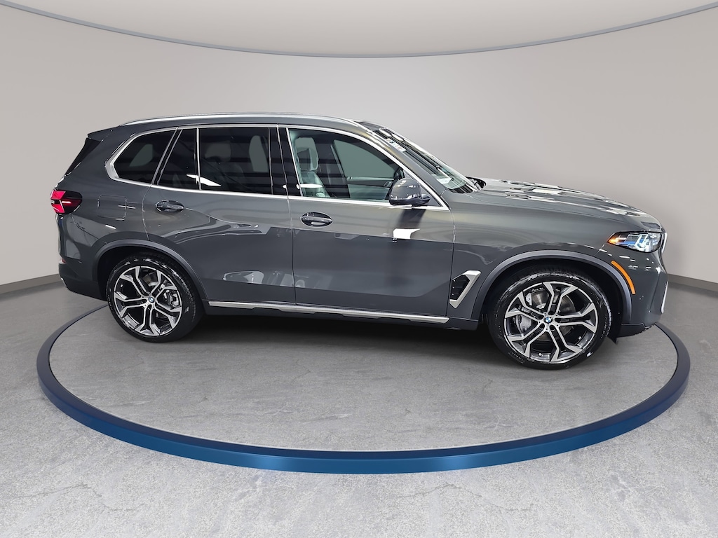 New 2026 BMW X5 PHEV xDrive50e SUV
