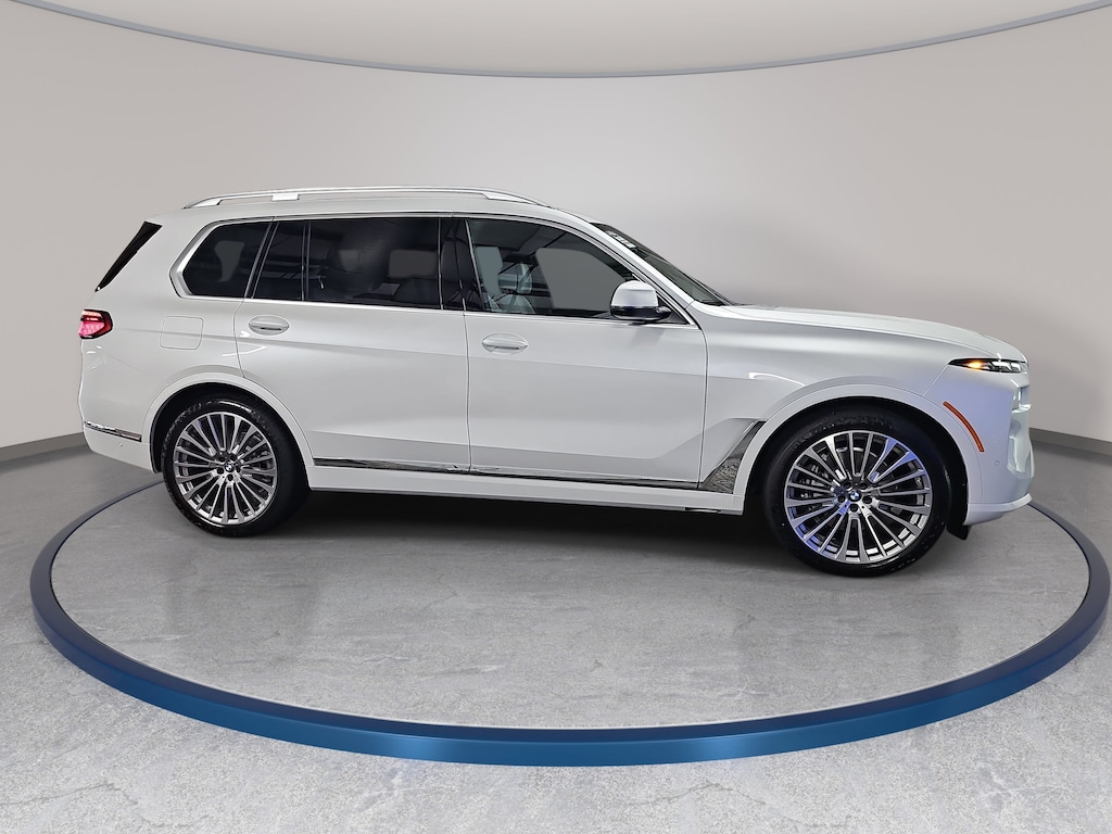 New 2027 BMW X7 xDrive40i SUV