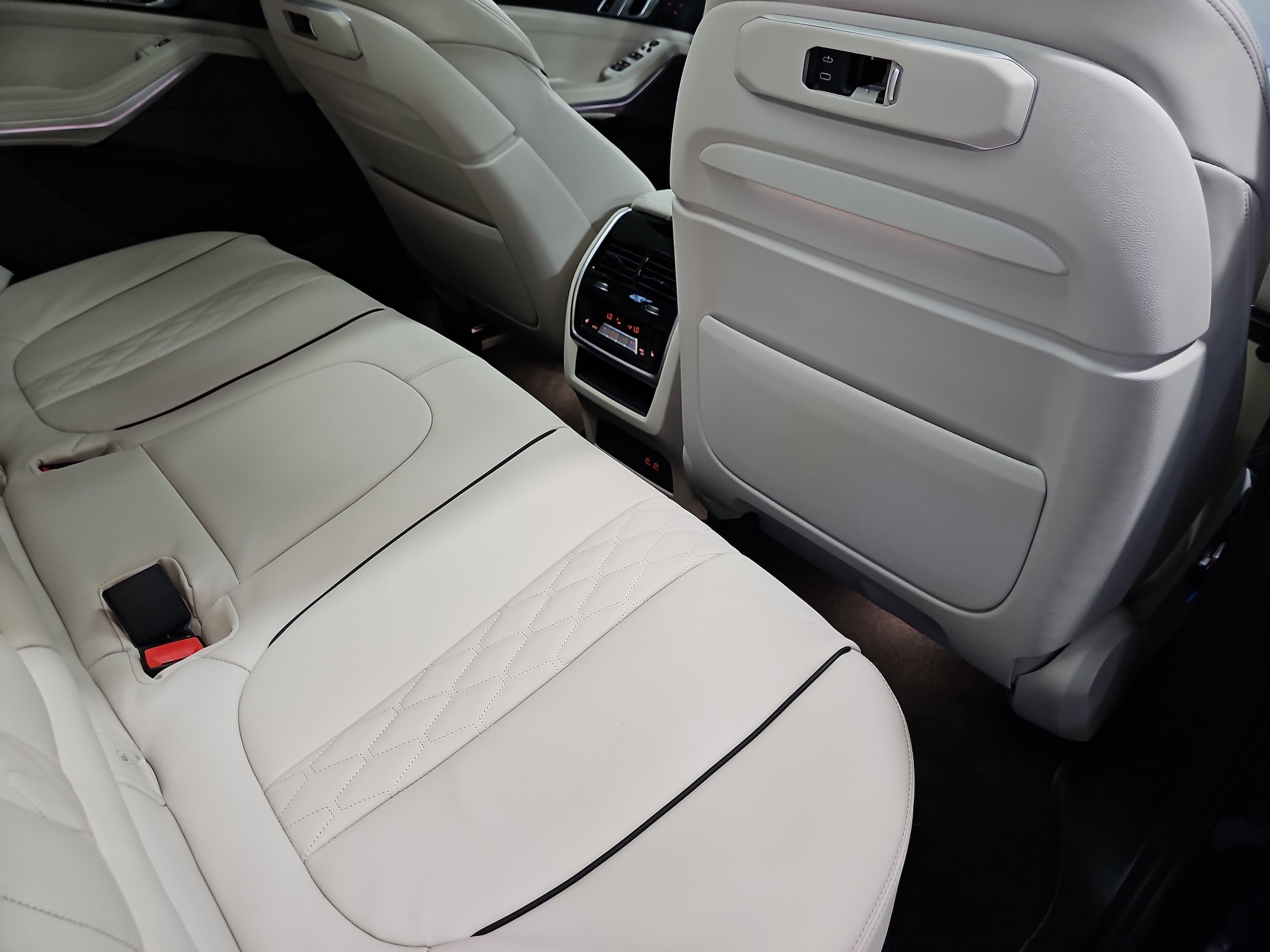 2026 BMW X5 40i - Photo 11