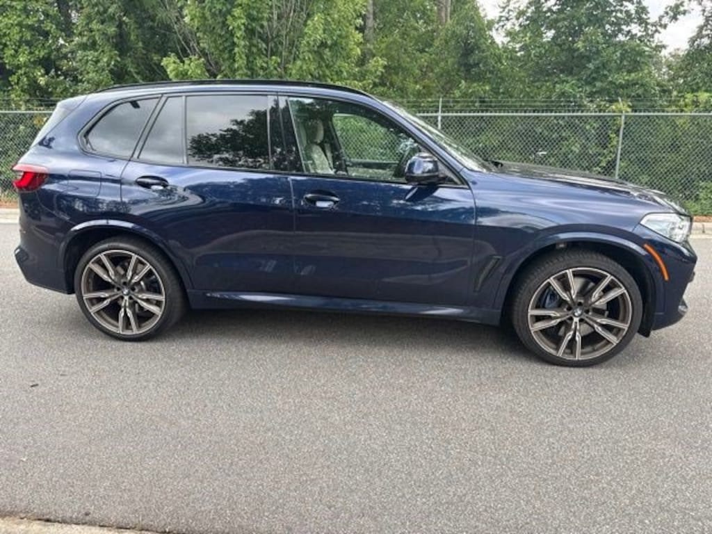 Used 2022 BMW X5 M50i SUV