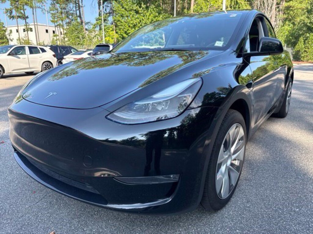 Used 2024 Tesla Model Y Long Range SUV