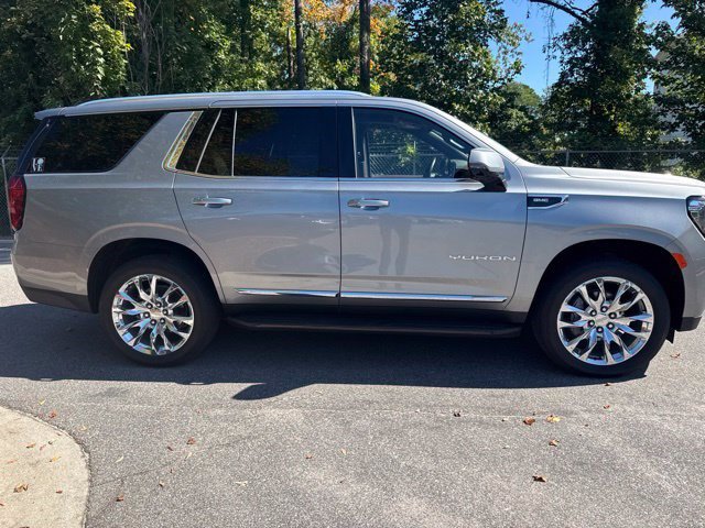 Used 2024 GMC Yukon SLT SUV