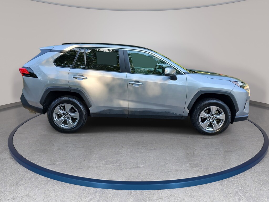 Used 2022 Toyota RAV4 XLE SUV