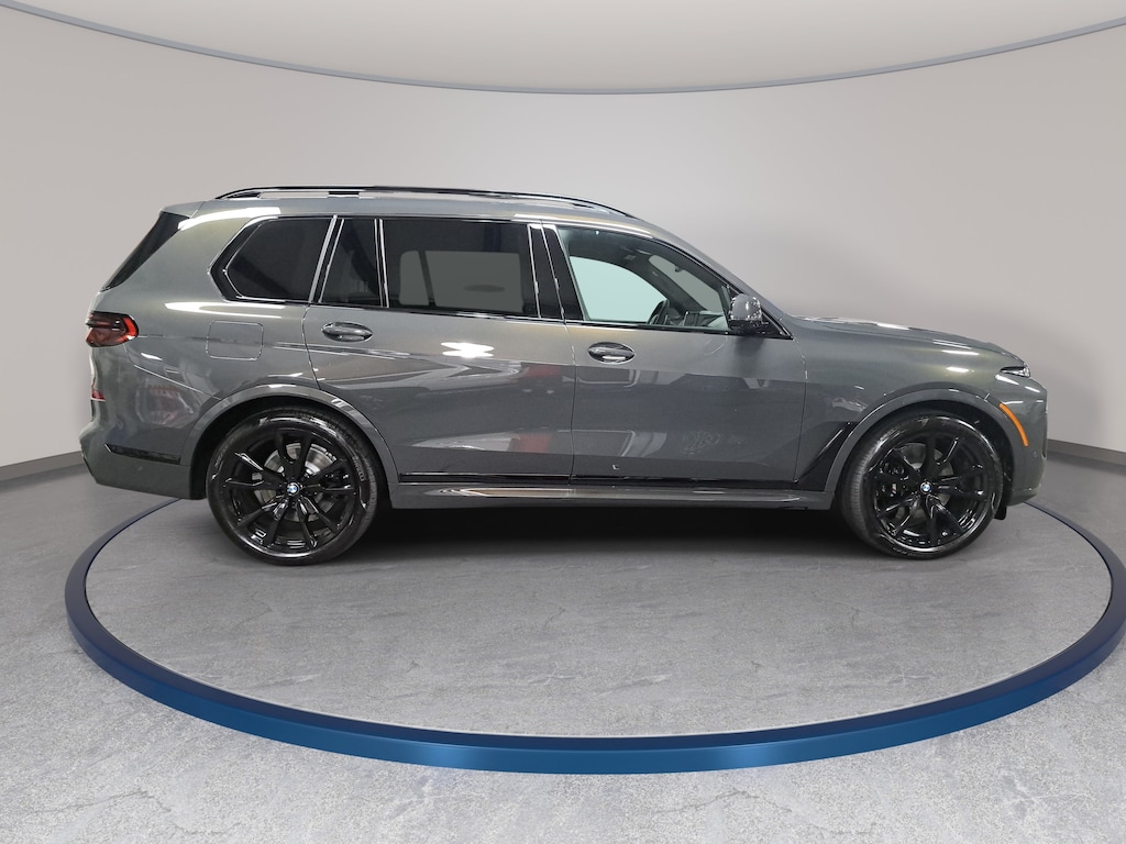 New 2027 BMW X7 xDrive40i SUV
