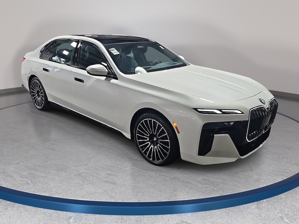 New 2026 BMW 750e xDrive Sedan