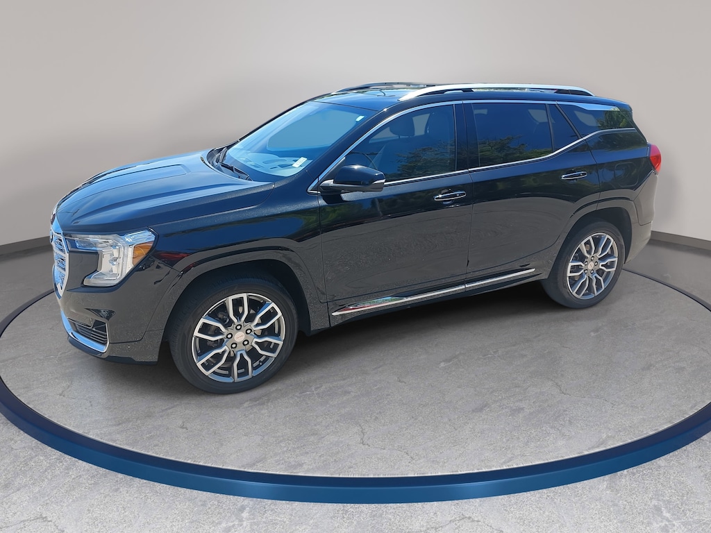Used 2024 GMC Terrain Denali SUV