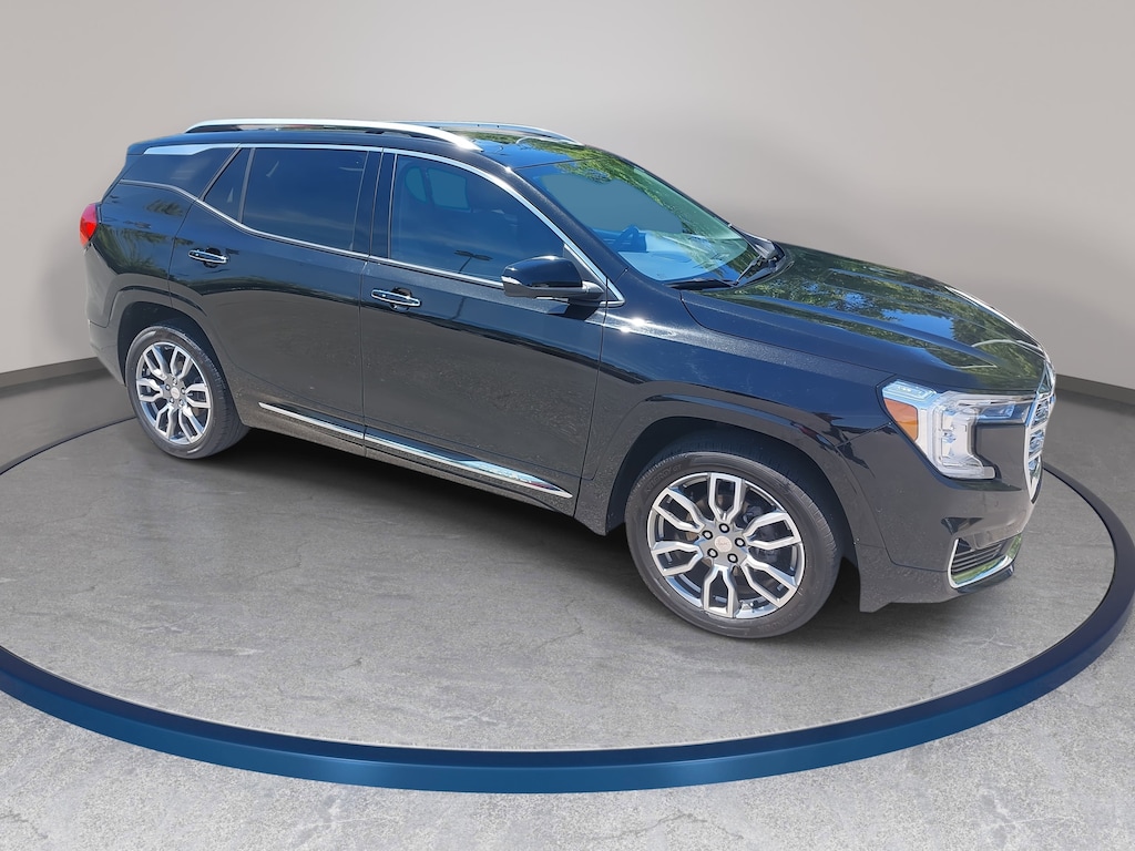 Used 2024 GMC Terrain Denali SUV