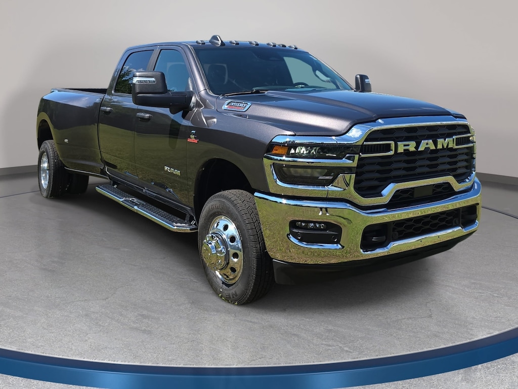 New 2026 Ram 3500 BIG HORN CREW CAB 4X4 8' BOX Pickup