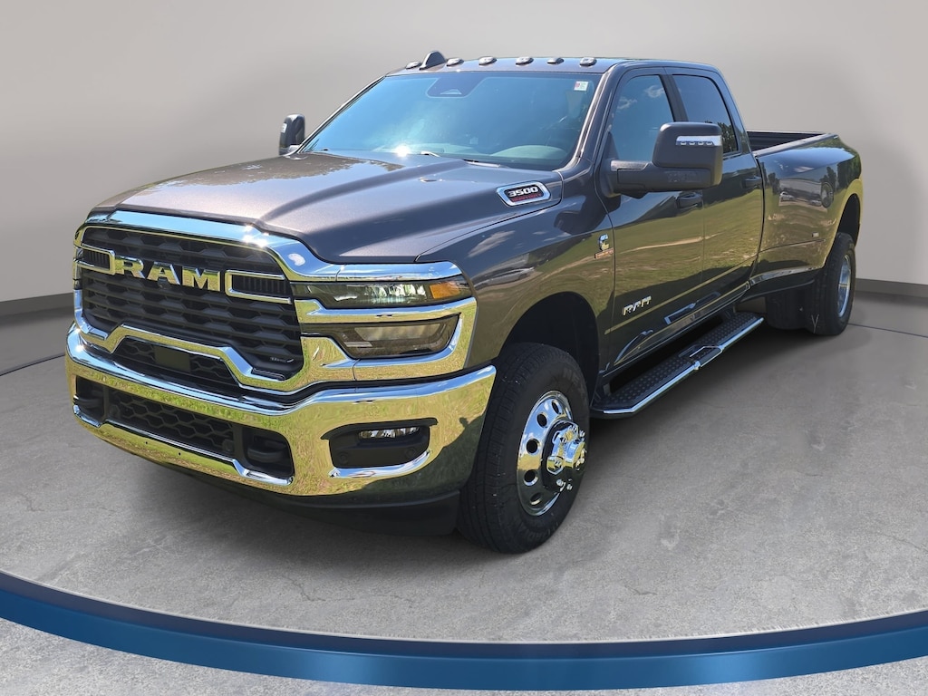 New 2026 Ram 3500 BIG HORN CREW CAB 4X4 8' BOX Pickup