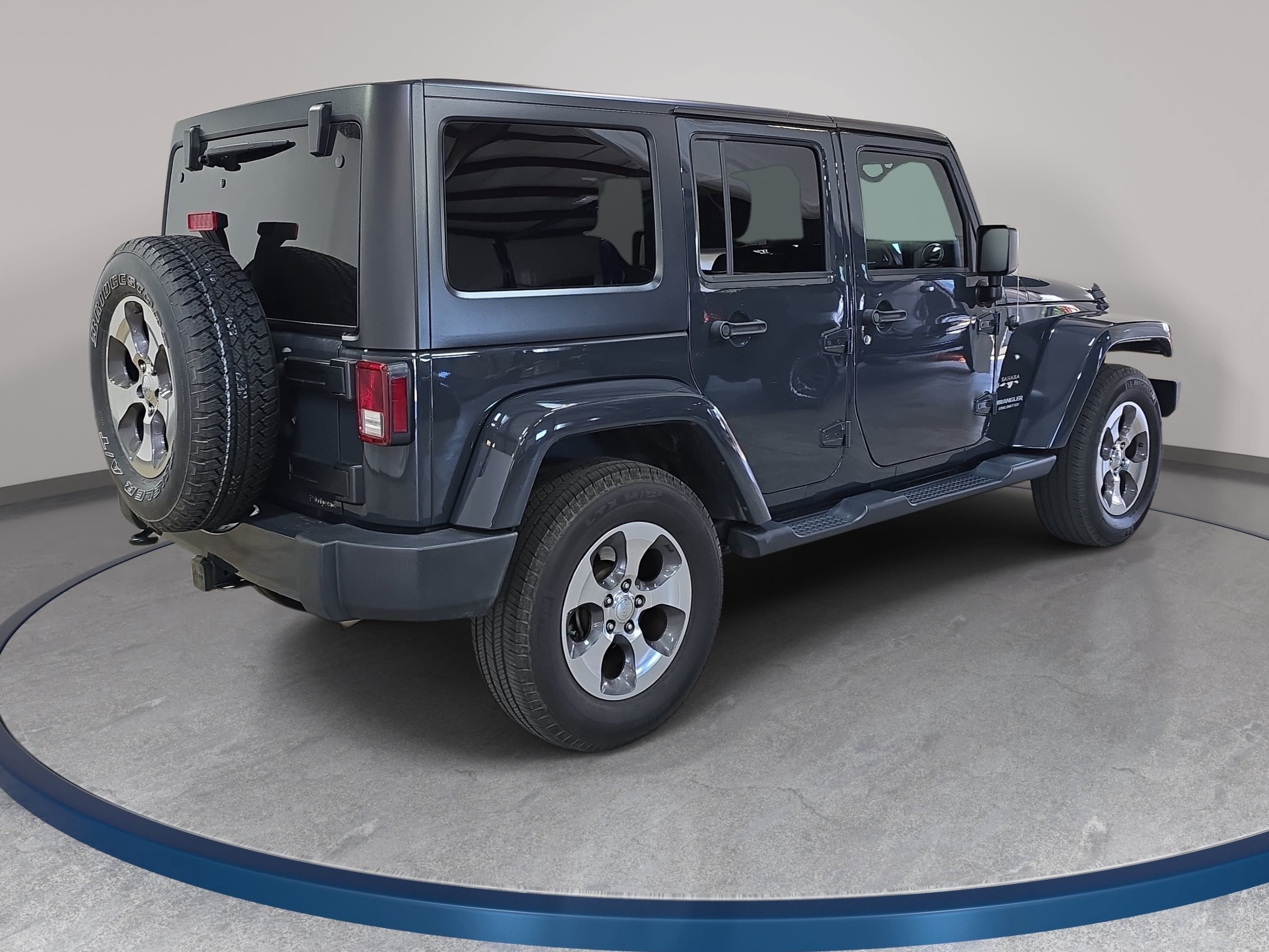 Used 2017 Jeep Wrangler JK Unlimited Sahara 4x4 SUV