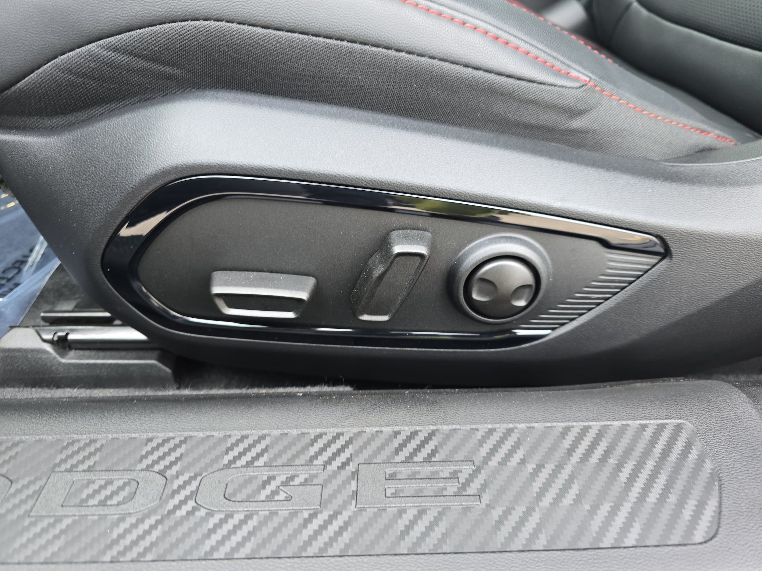 2026 Dodge Charger Scat Pack - Photo 31