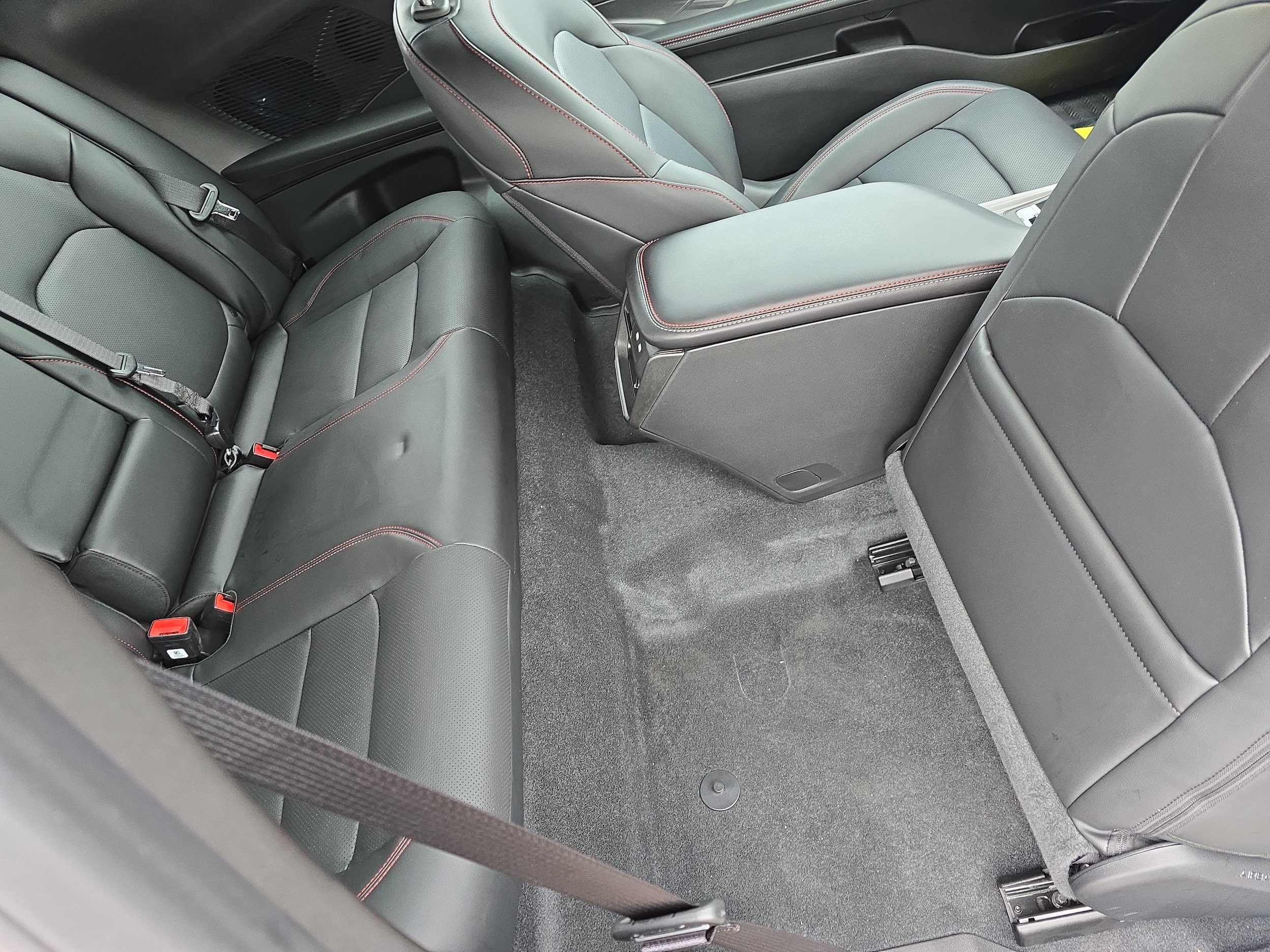 2026 Dodge Charger Scat Pack - Photo 12