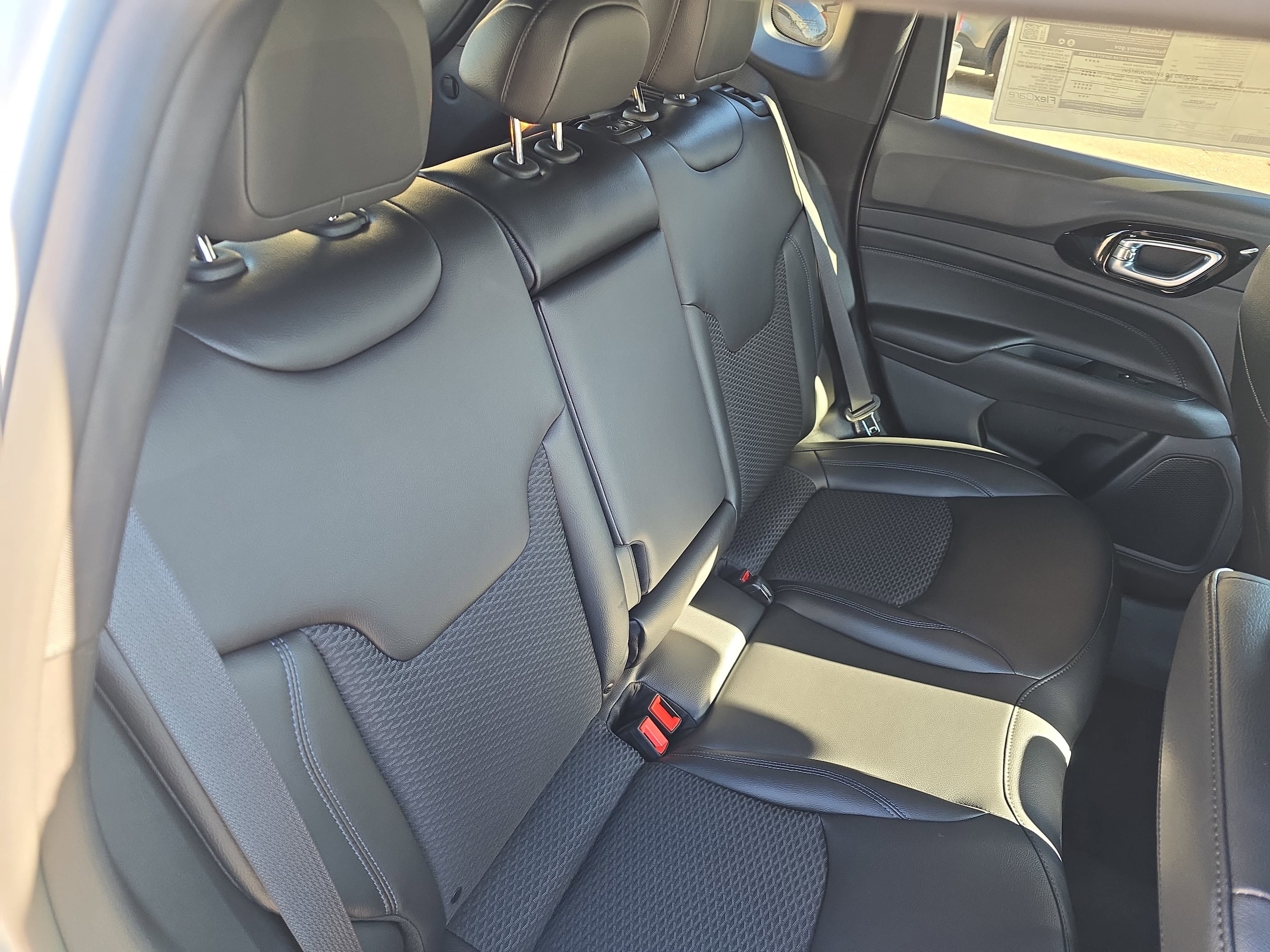 2026 Jeep Compass Latitude Altitude - Photo 11