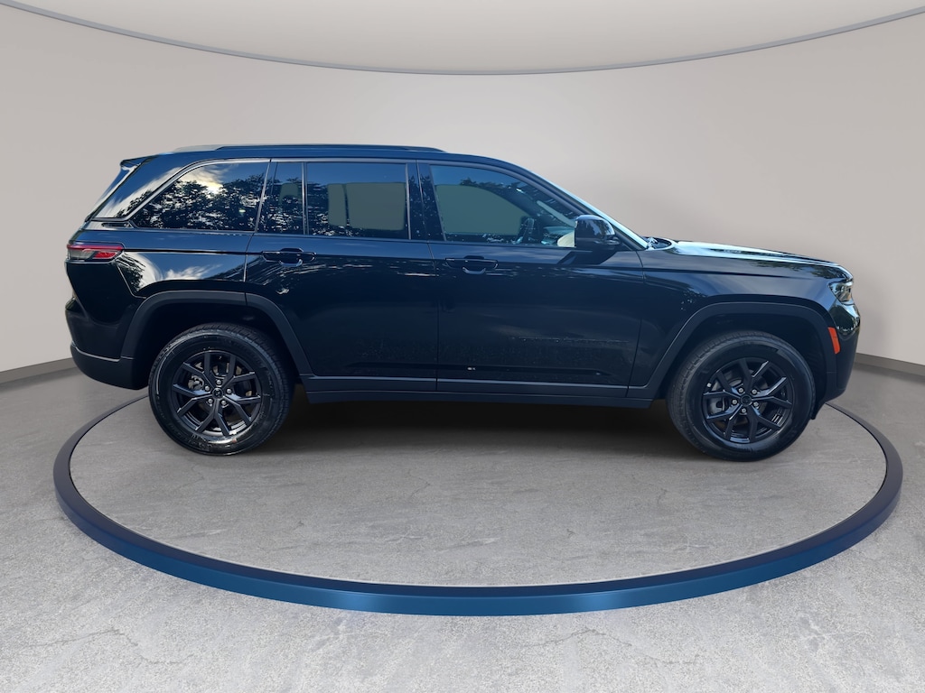 New 2027 Jeep Grand Cherokee LAREDO ALTITUDE 4X4 Sport Utility
