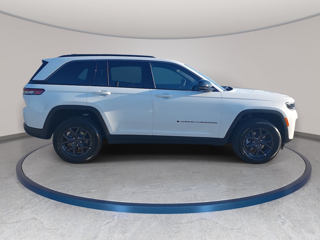 New 2027 Jeep Grand Cherokee LAREDO ALTITUDE 4X4 Sport Utility