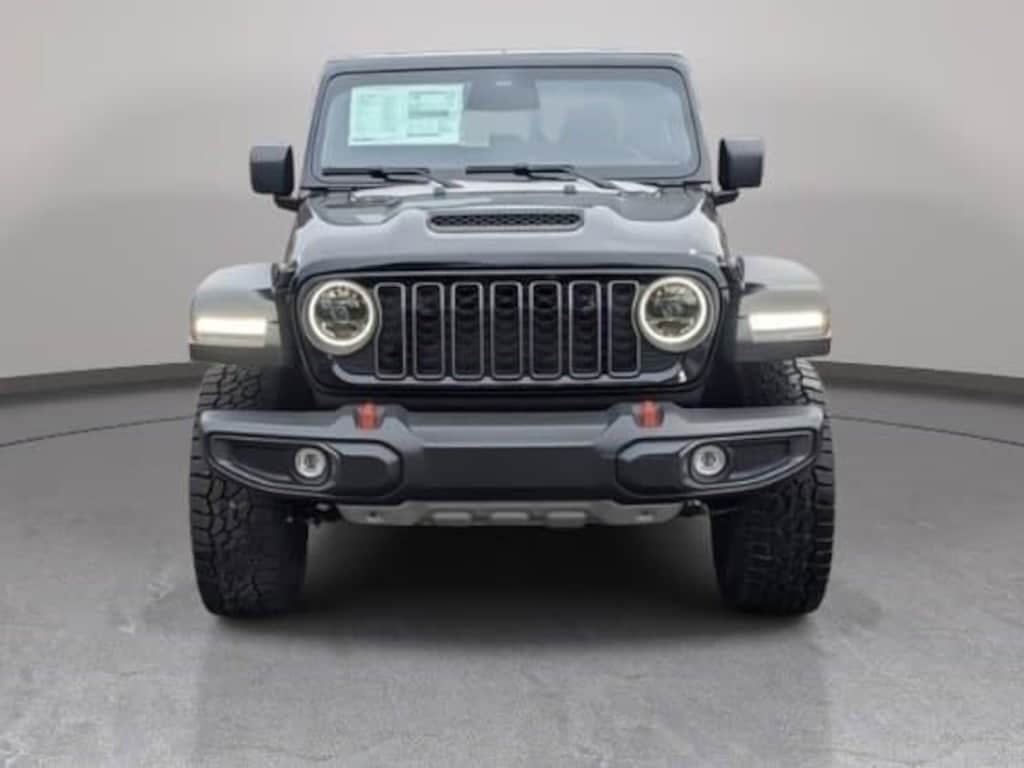 New 2026 Jeep Gladiator MOJAVE 4X4 Pickup